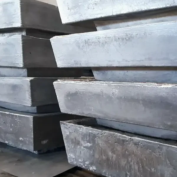 Lingote terminado REQ ALUMINIUM